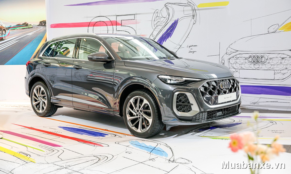 Audi Q5 2026 màu xám góc 3/4 trước
