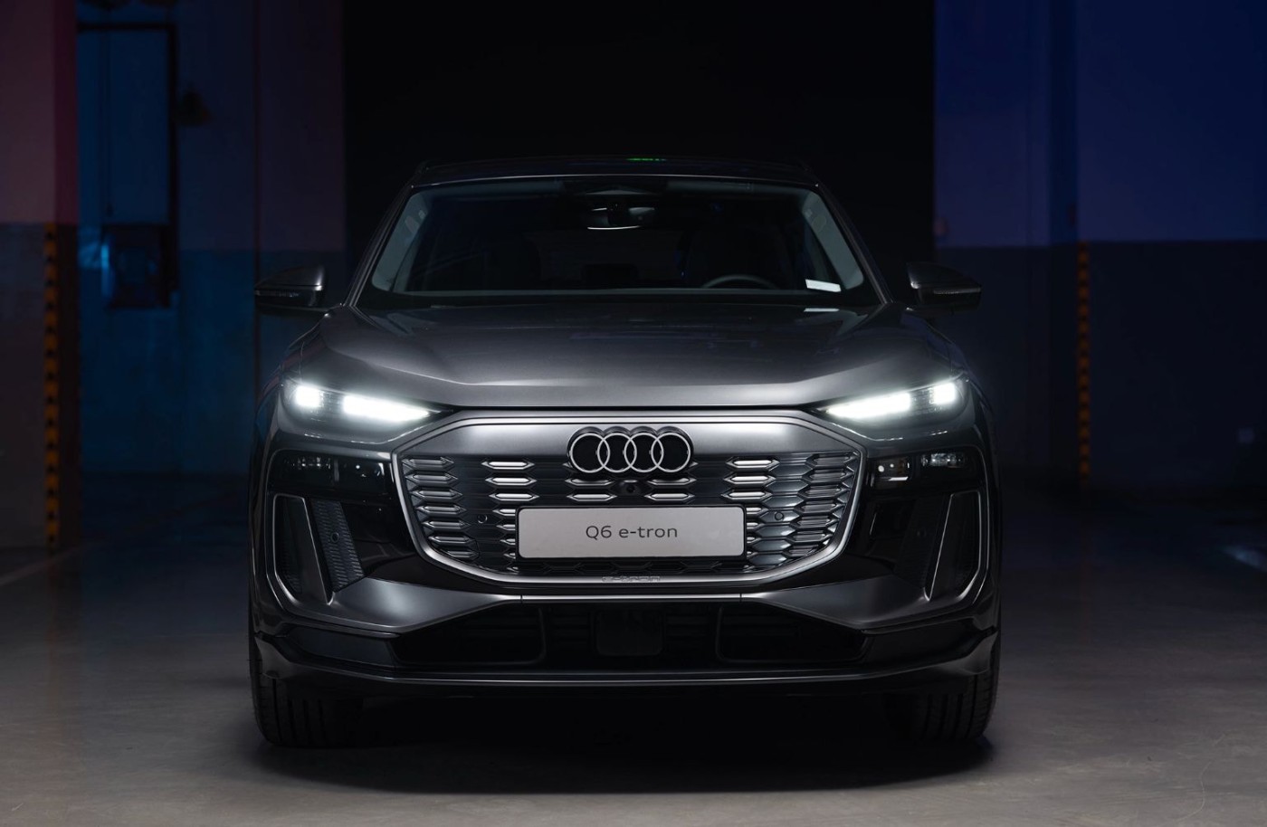 dau xe audi q6 e tron