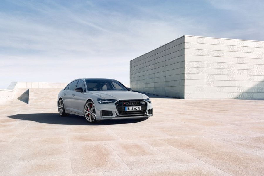 Trang bị tính năng an toàn audi s6 