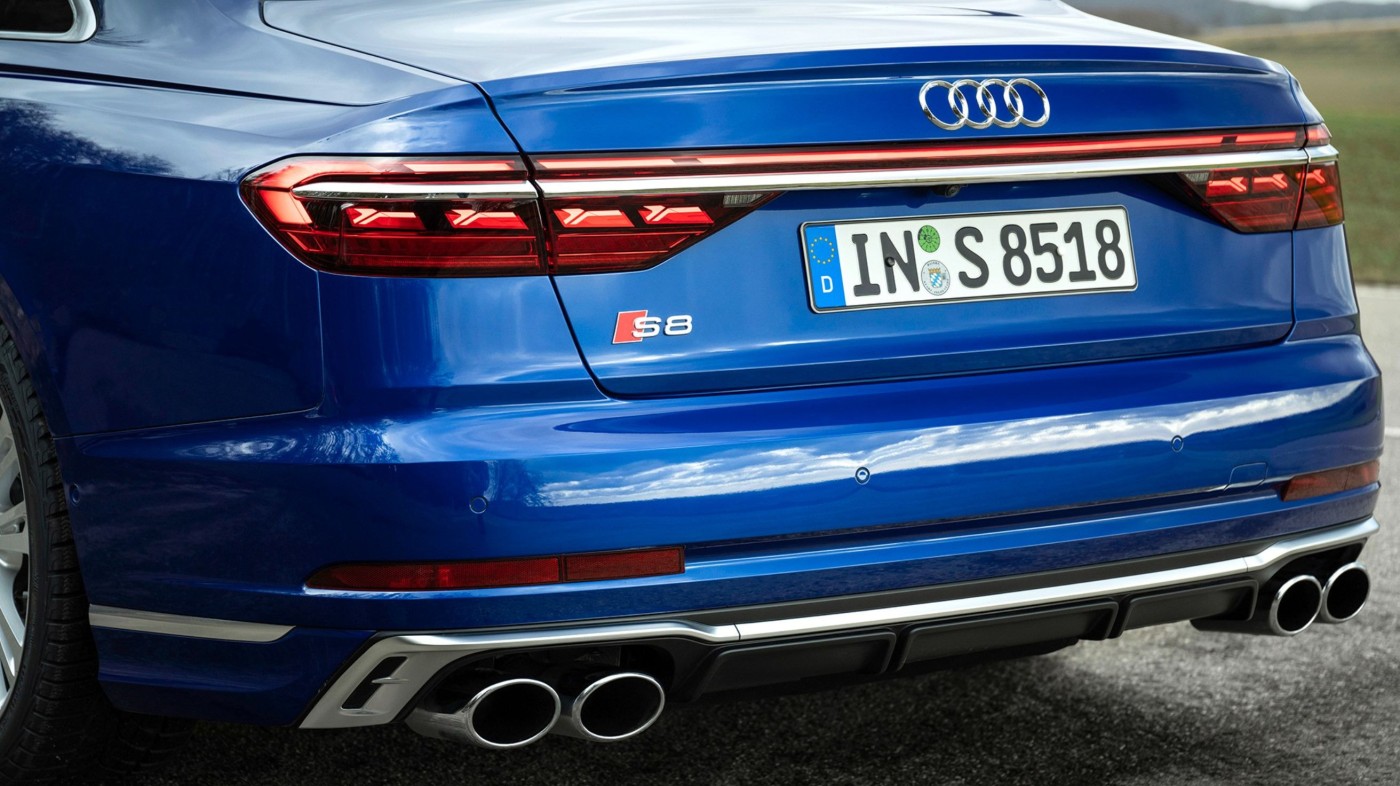 duoi xe audi s8