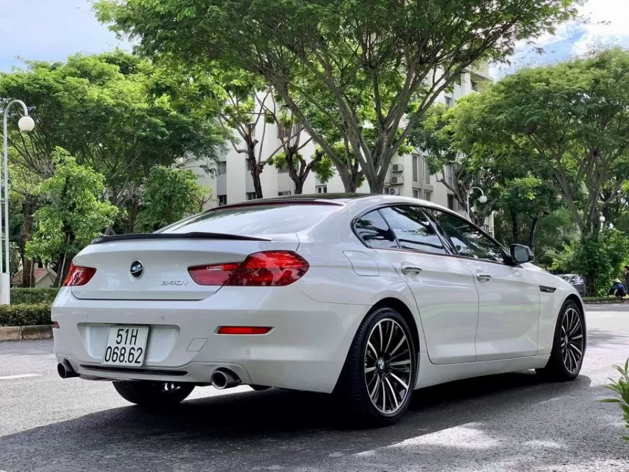 Thiết kế đuôi xe bmw 640i gran coupe