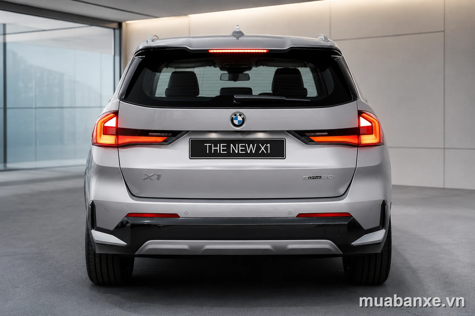 BMW X1 2026: góc nhìn phía sau