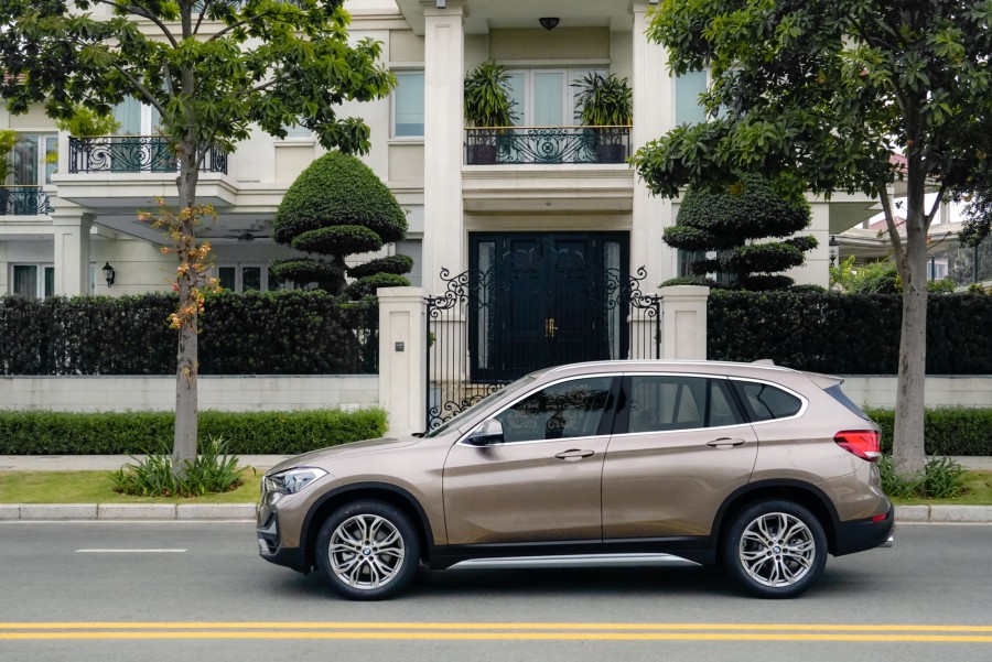 Thiết kế thân xe bmw x1 