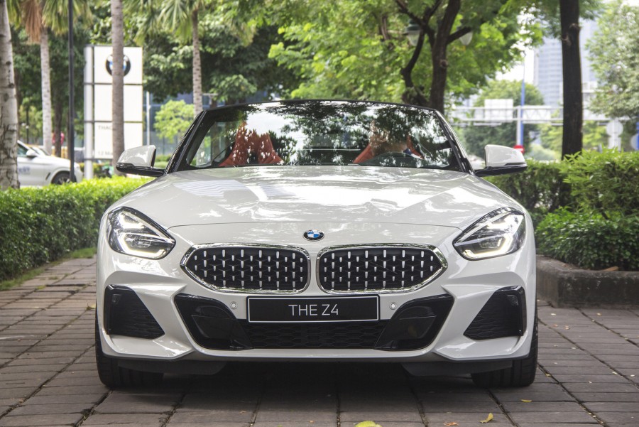 Thiết kế đầu xe bmw z4 