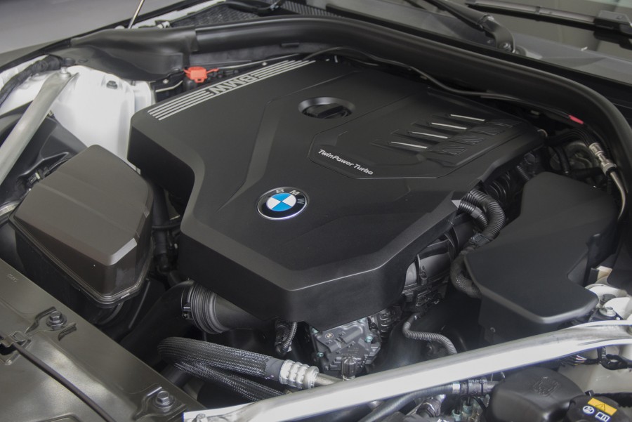 Động cơ vận hành bmw z4