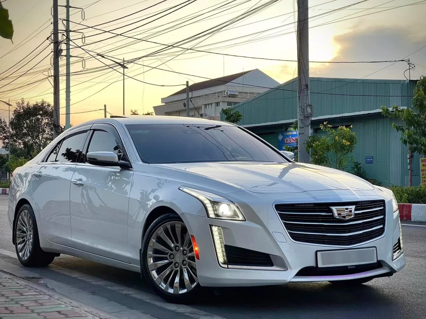 than xe cadillac cts tinbanxe vn