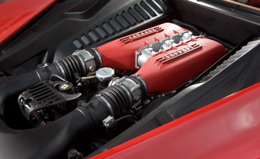 Động cơ vận hành ferrari 458