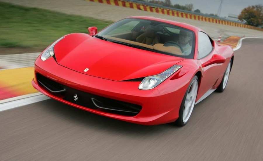 Cảm giác lái ferrari 458 