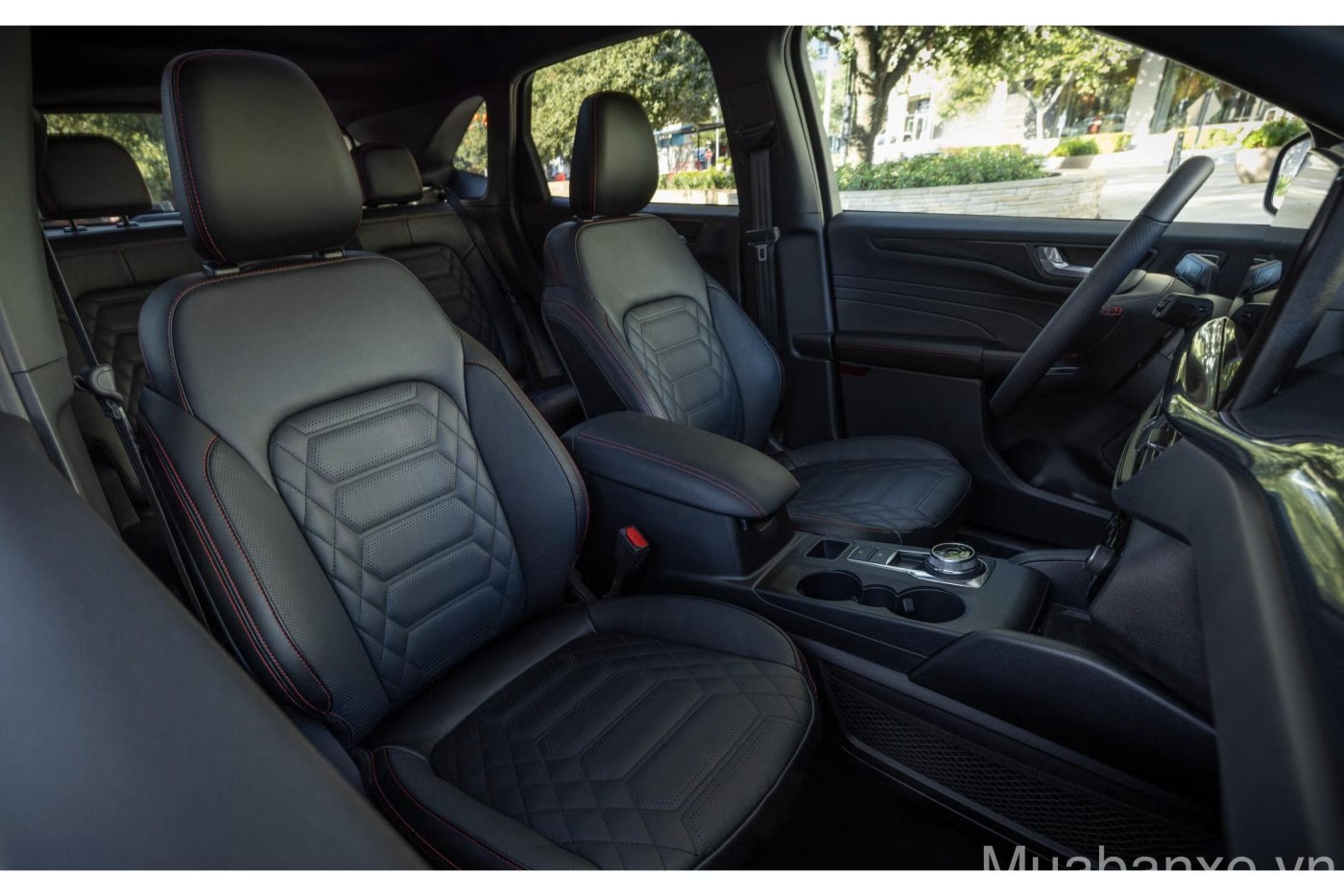 he thong ghe ngoi tren xe ford escape tinbanxe vn