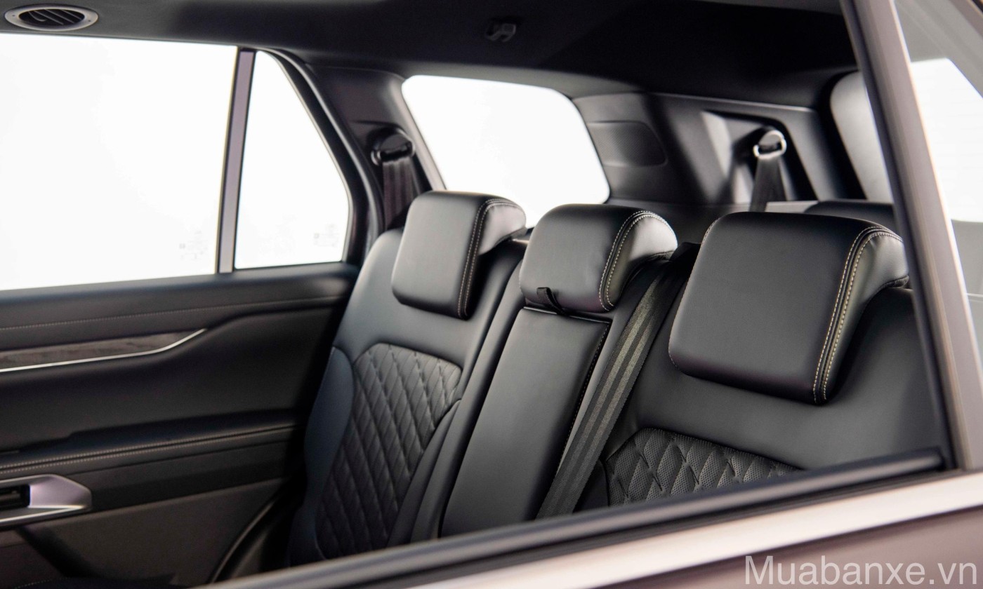 he thong ghe ngoi tren xe ford everest tinbanxe vn