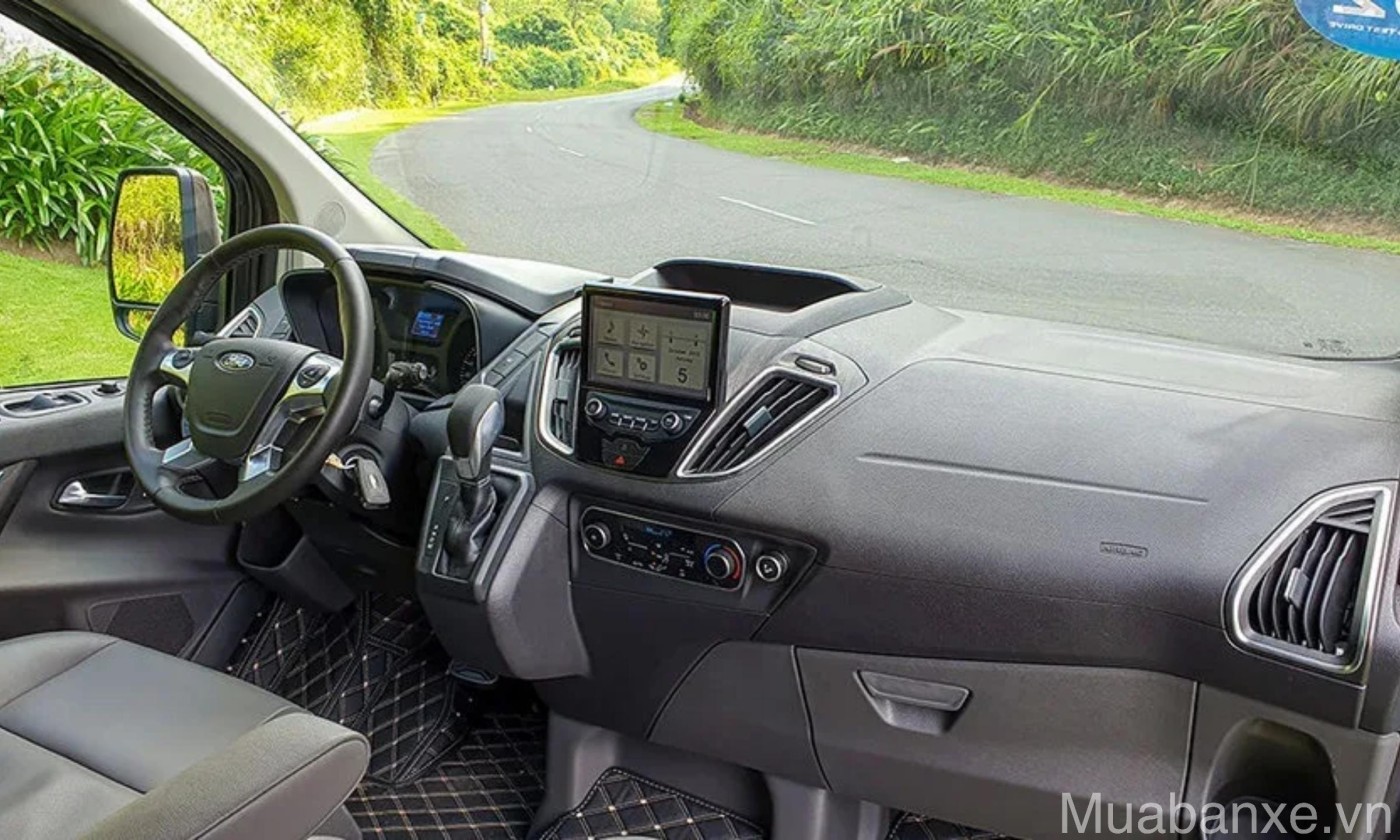 tap lo xe ford tourneo tinbanxe vn