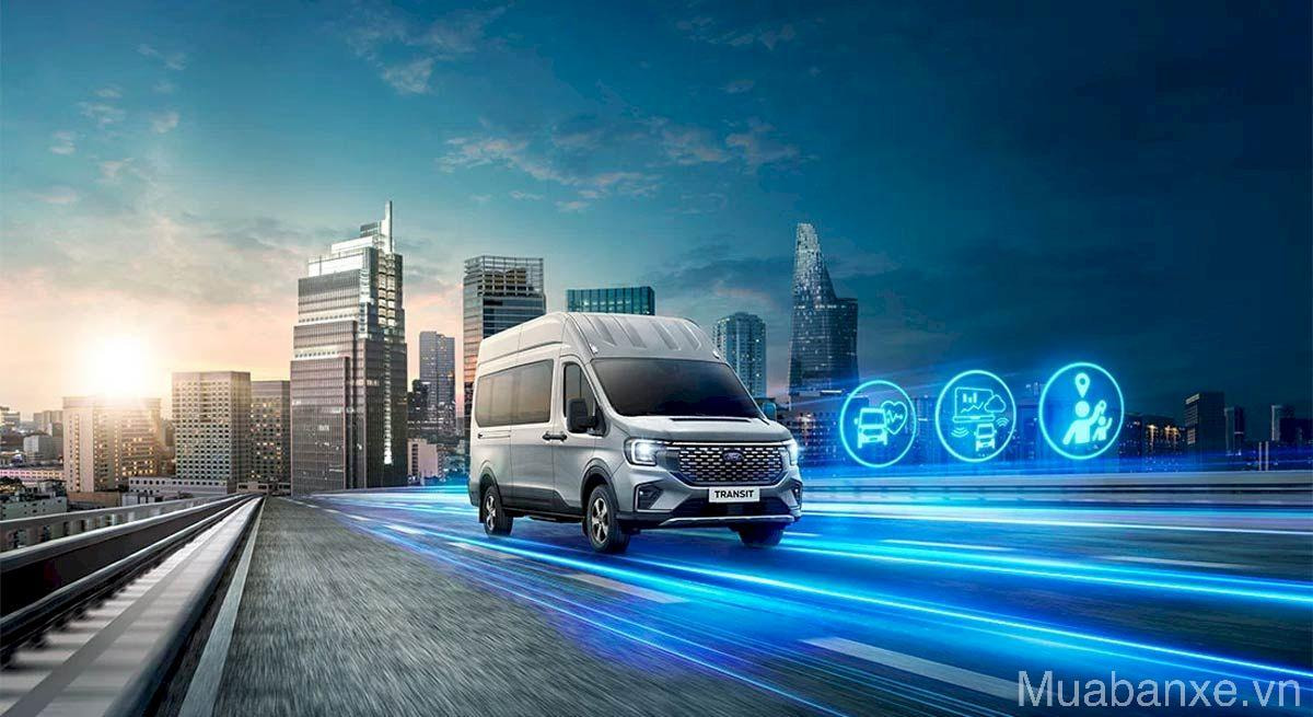 cam giac lai xe ford transit tren cao toc tinbanxe vn