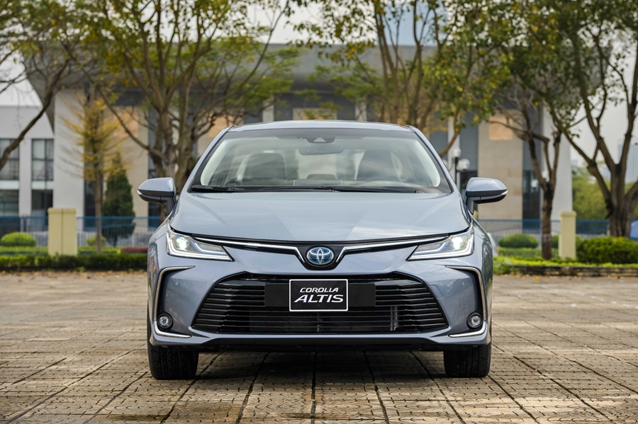 gia xe toyota corolla altis tinbanxe 2