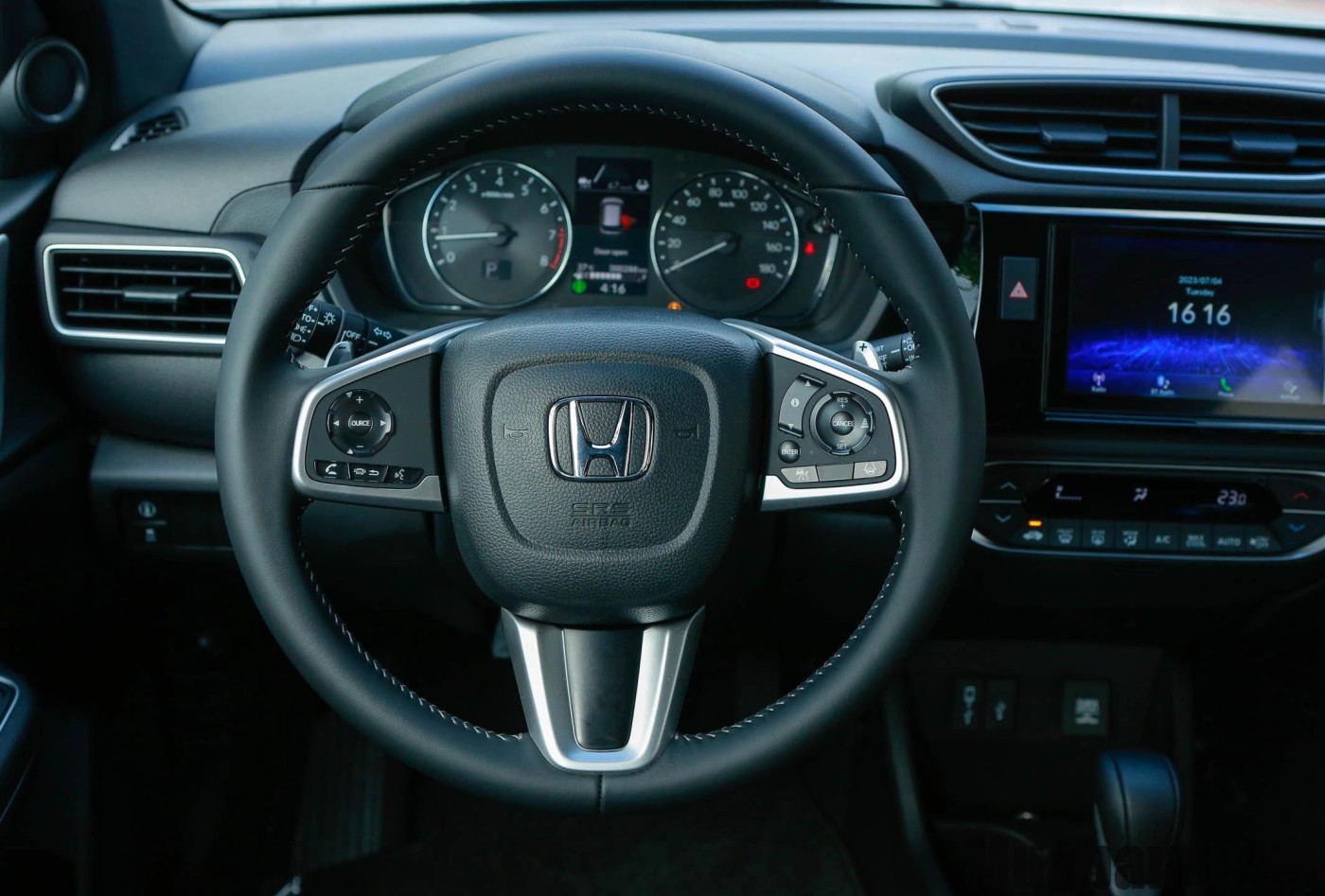 vo lang xe honda br v