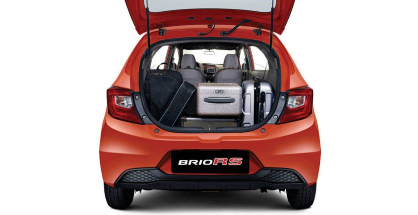 khoang hanh li cua xe honda brio tinbanxe vn