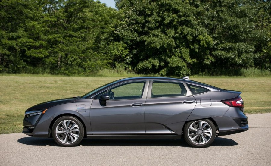 Thiết kế thân xe honda clarity 