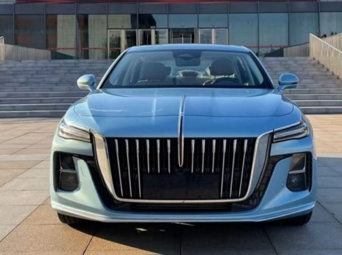 dau xe hongqi h5 tinbanxe vn