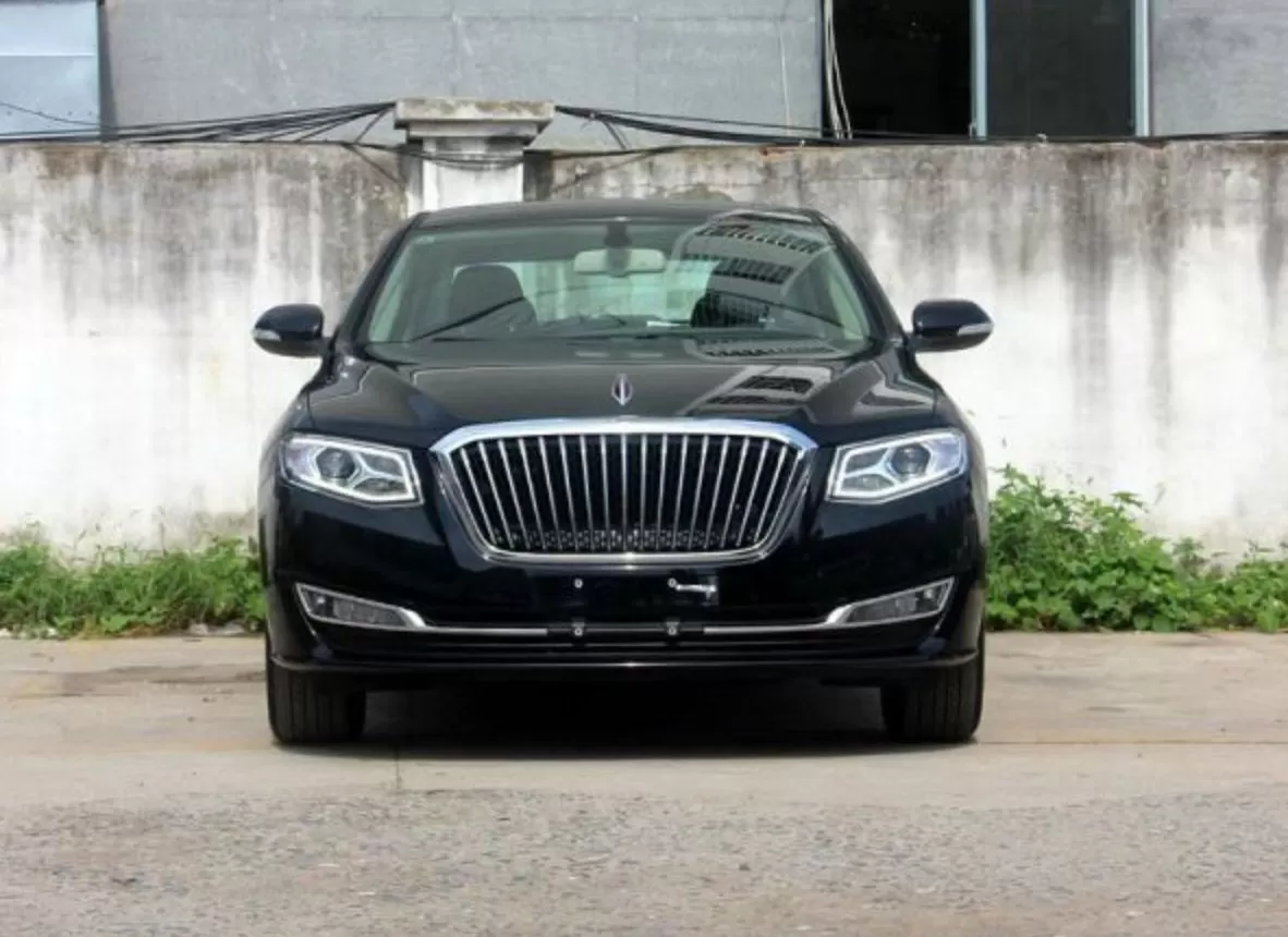dau xe hongqi h7 tinbanxe vn