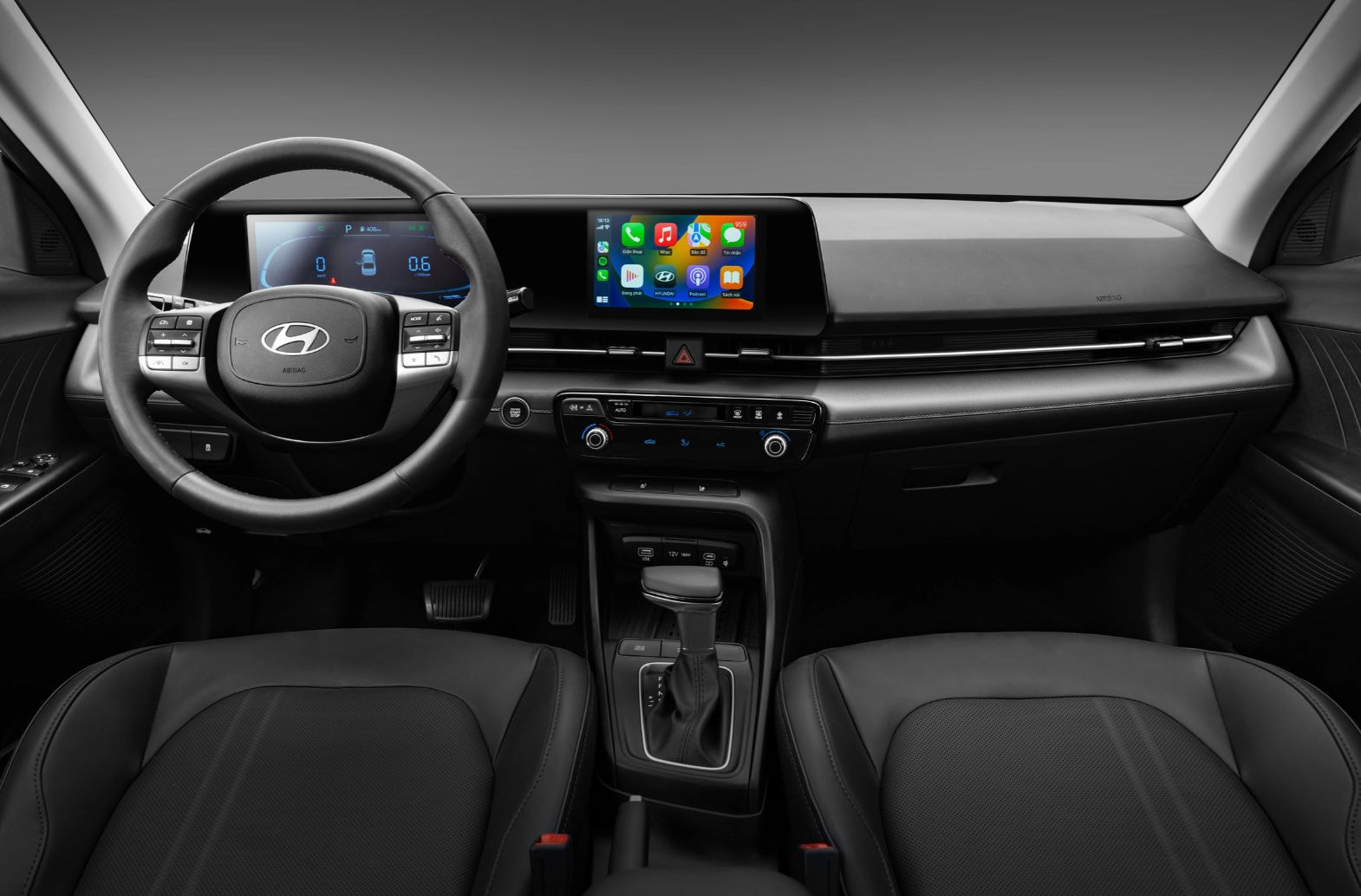 tien nghi tren xe hyundai accent