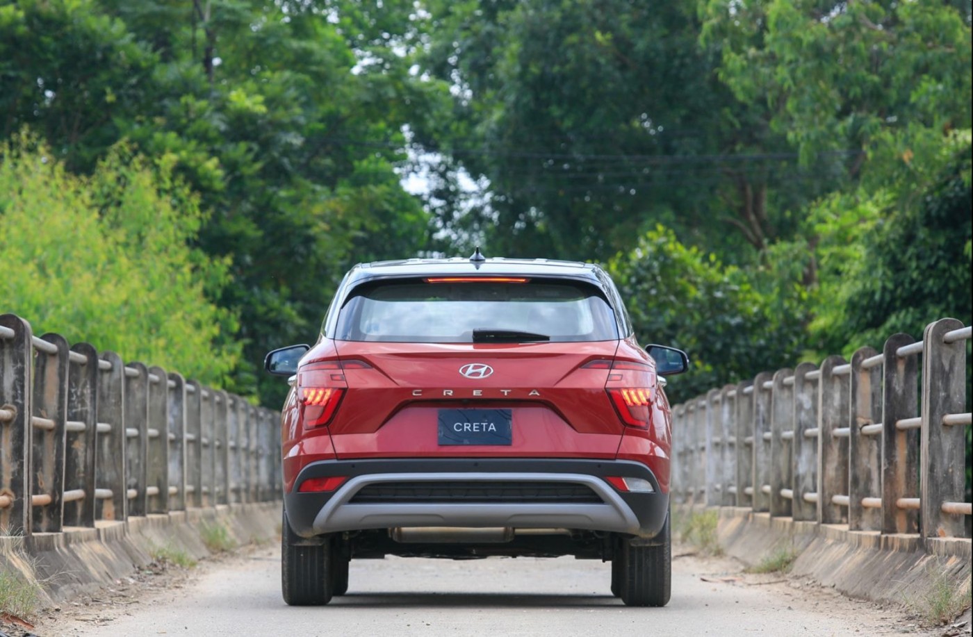 duoi xe hyundai creta 1 tinbanxe vn