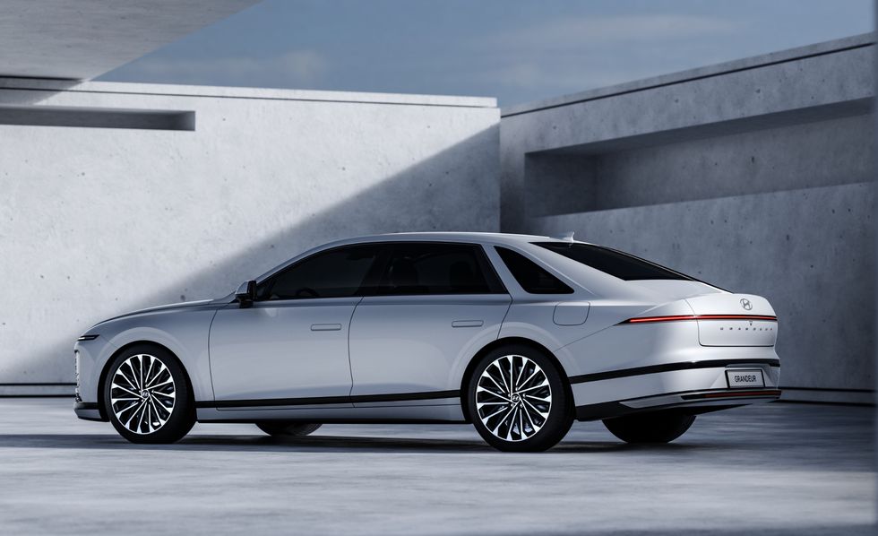 gia xe hyundai grandeur tinbanxe 2