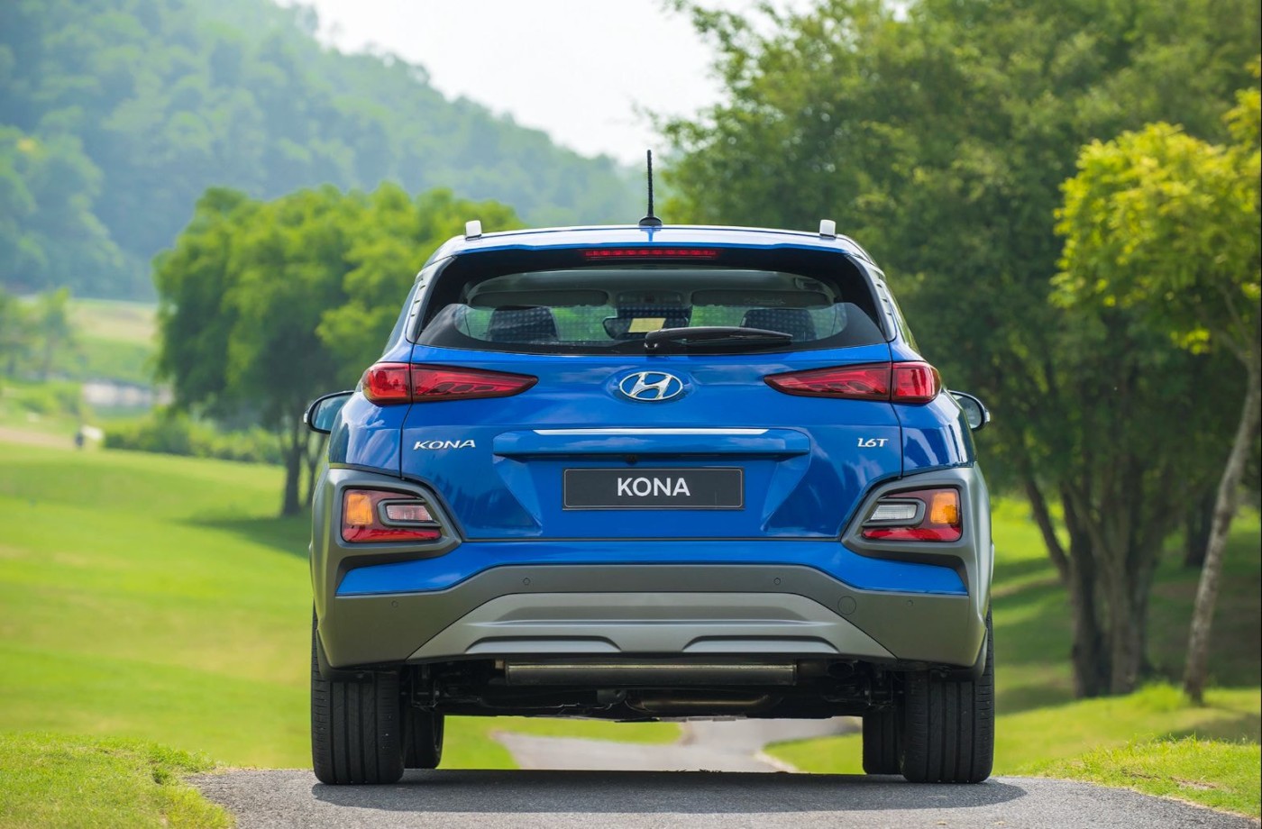 duoi xe hyundai kona 1 tinbanxe vn