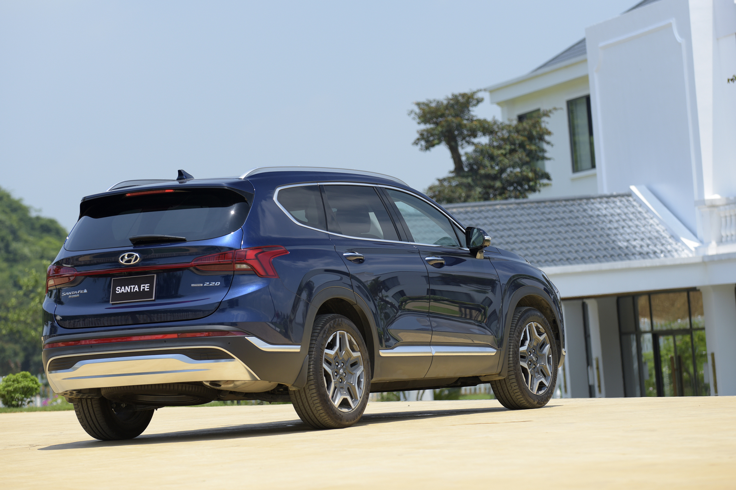 gia xe hyundai santafe tinbanxe 4