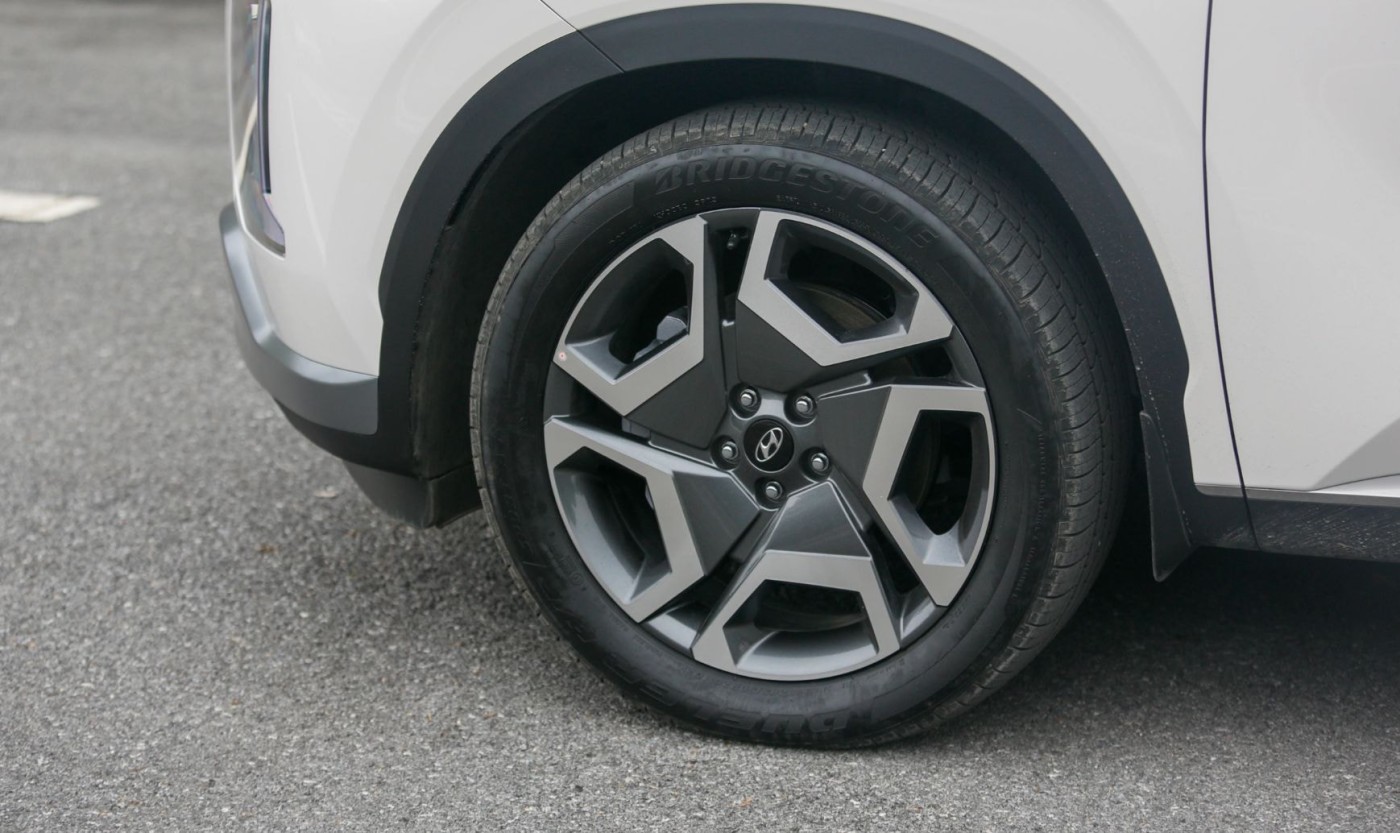 mam va lop xe hyundai palisade tinbanxe vn