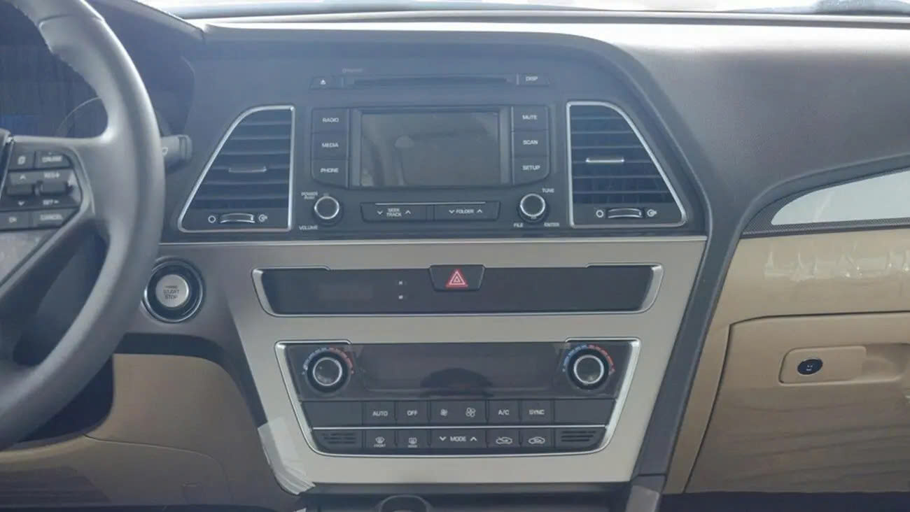 he thong giai tri va ket noi tren xe hyundai sonata