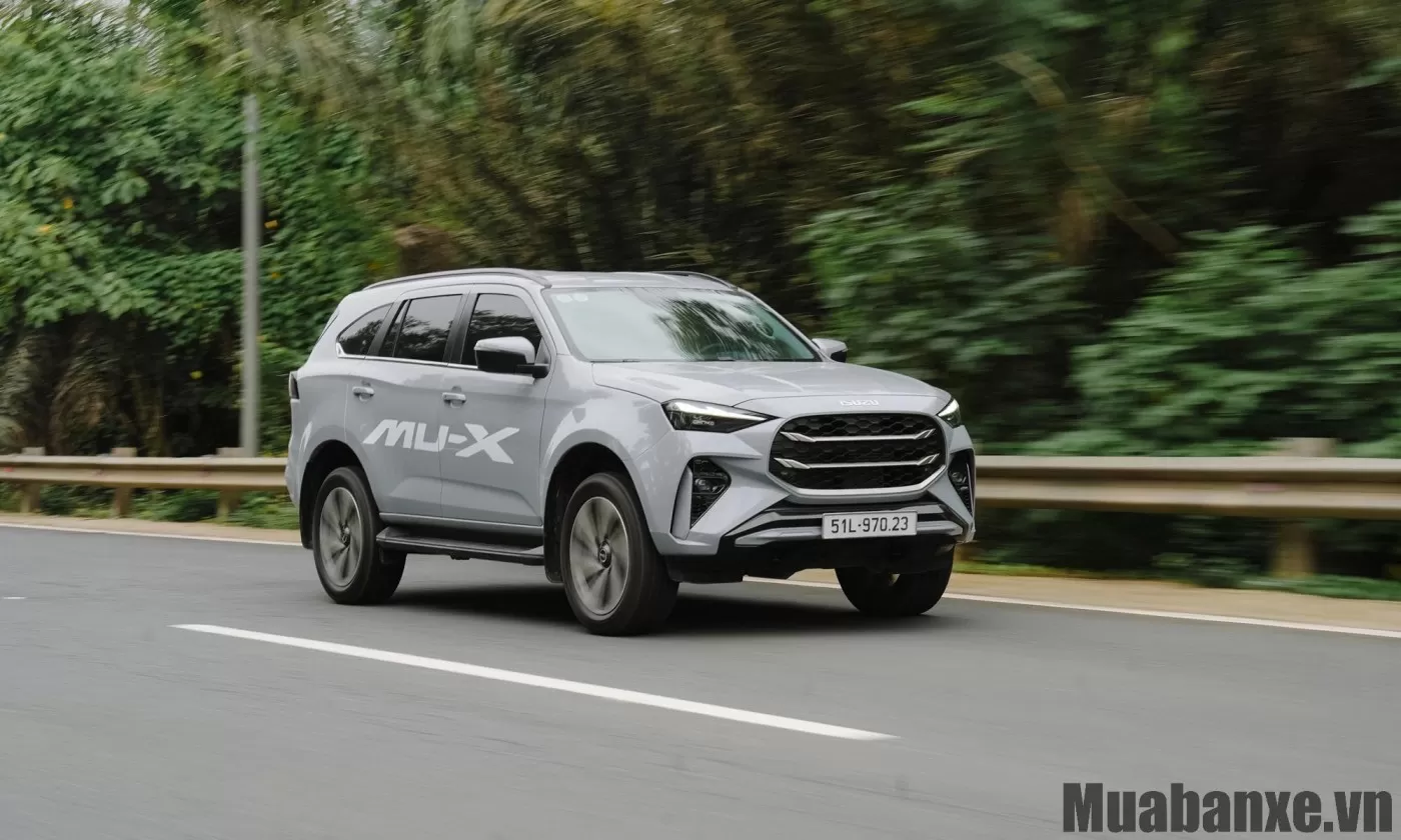 Cảm giác lái Isuzu Mu X