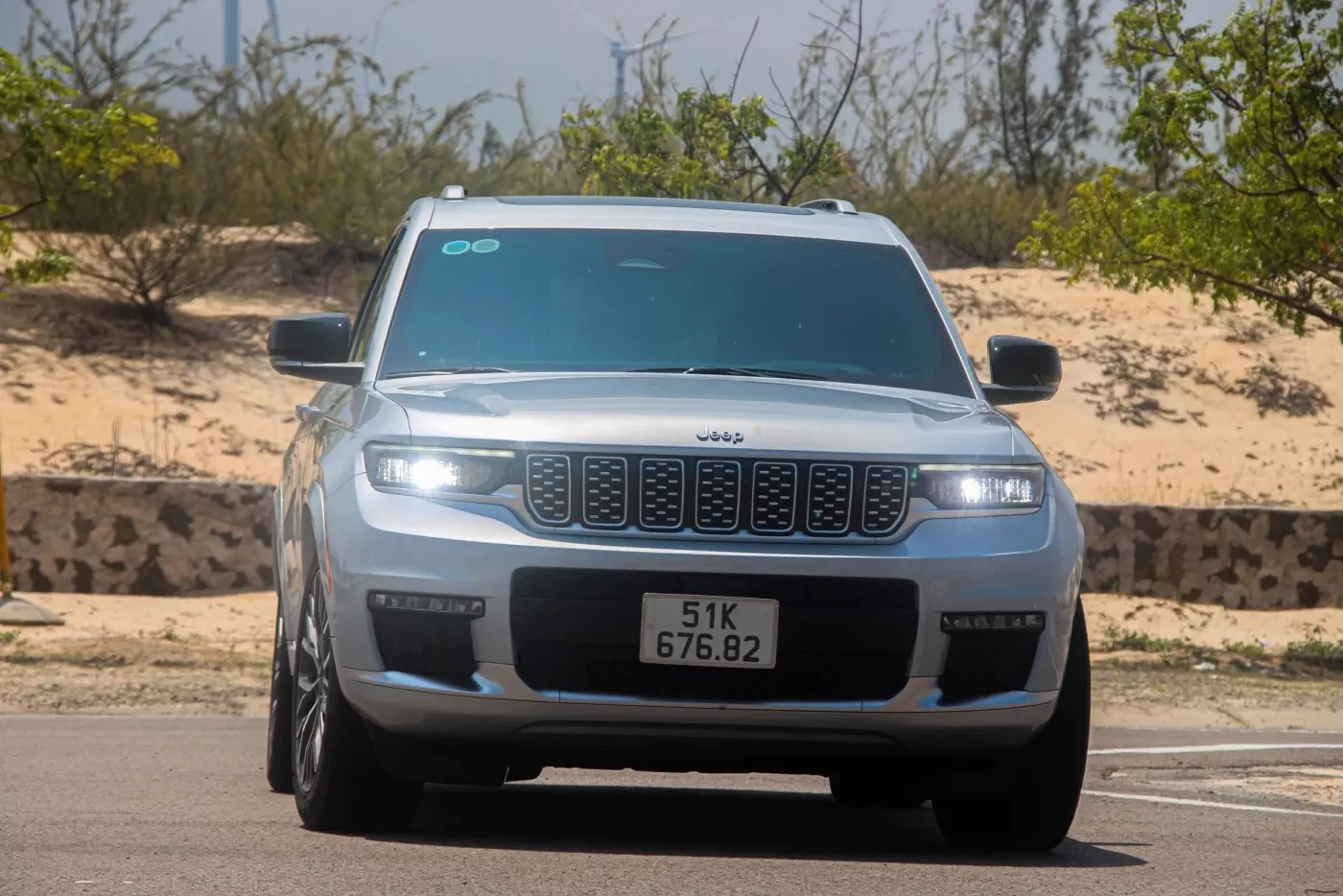 dau xe jeep grand cherokee tinbanxe vn