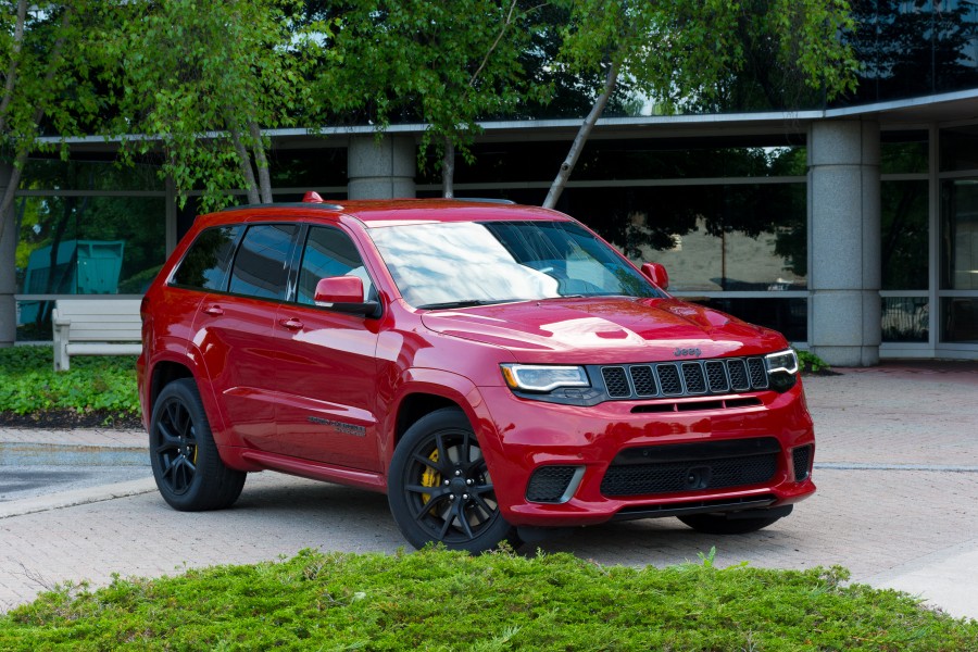 Động cơ vận hành jeep grand cherokee trackhawk 