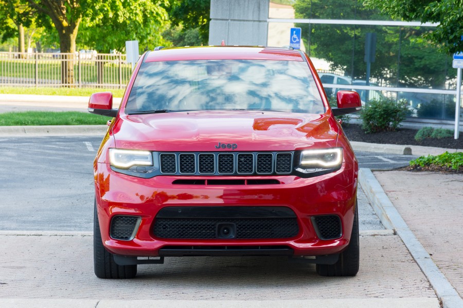 Thiết kế đầu xe jeep grand cherokee trackhawk 