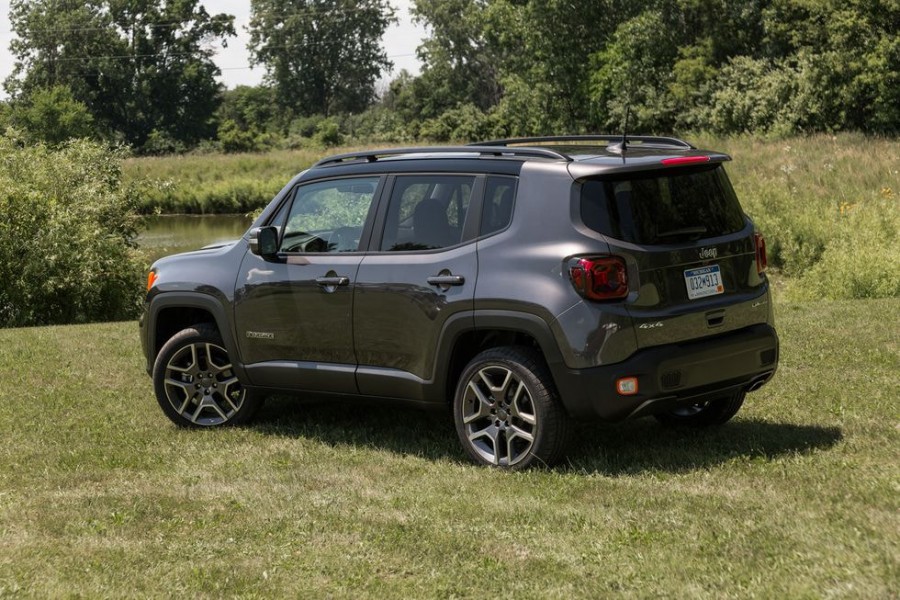 Thiết kế thân xe jeep renegade 