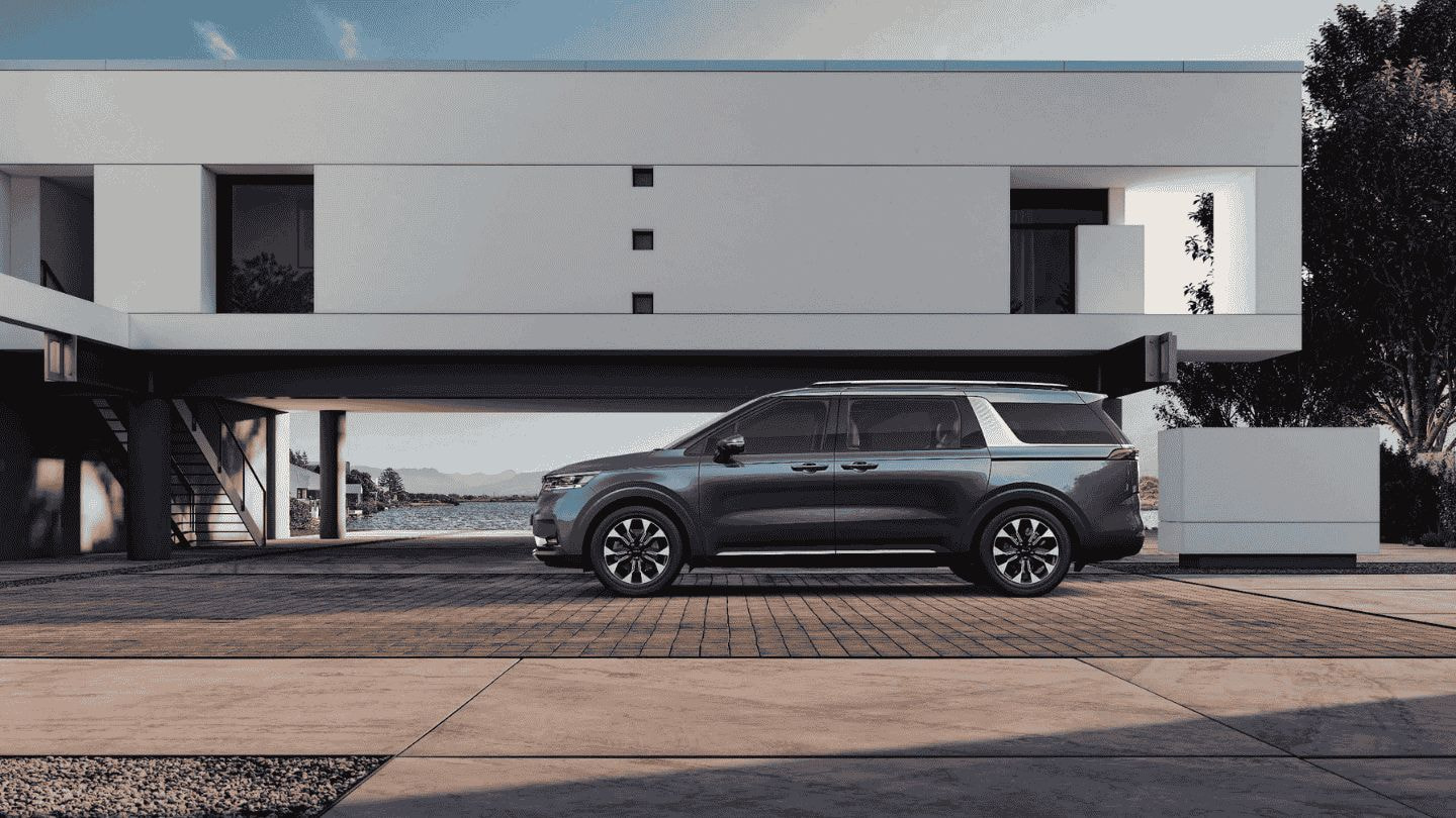 than xe kia carnival