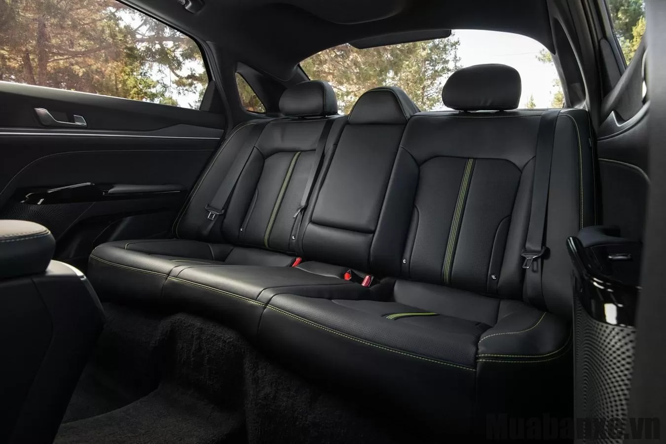 Ghế ngồi trên xe Kia K5