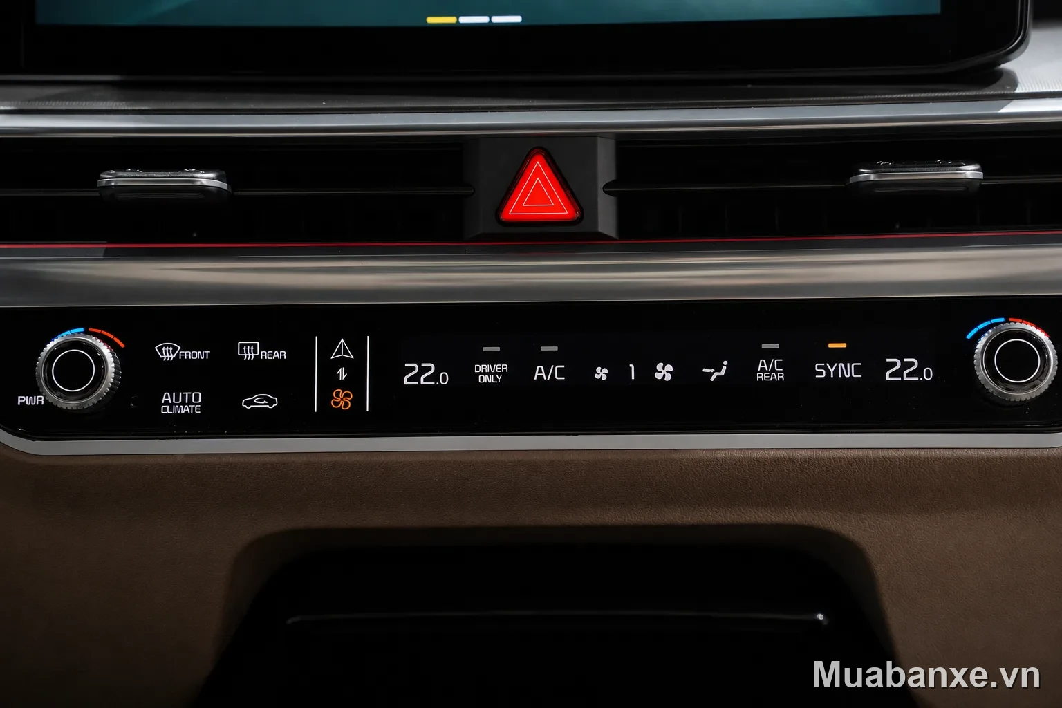 Kia Sorento 2026 màn hình giải trí và điều khiển điều hòa