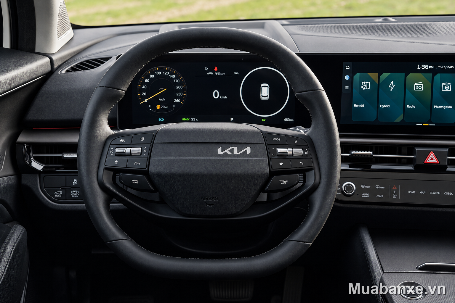 Kia Sportage vô lăng hiện đại với các nút điều khiển