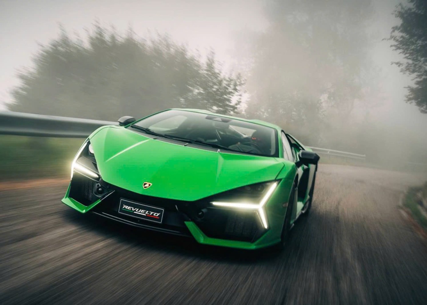 dau xe lamborghini revuelto tinbanxe vn