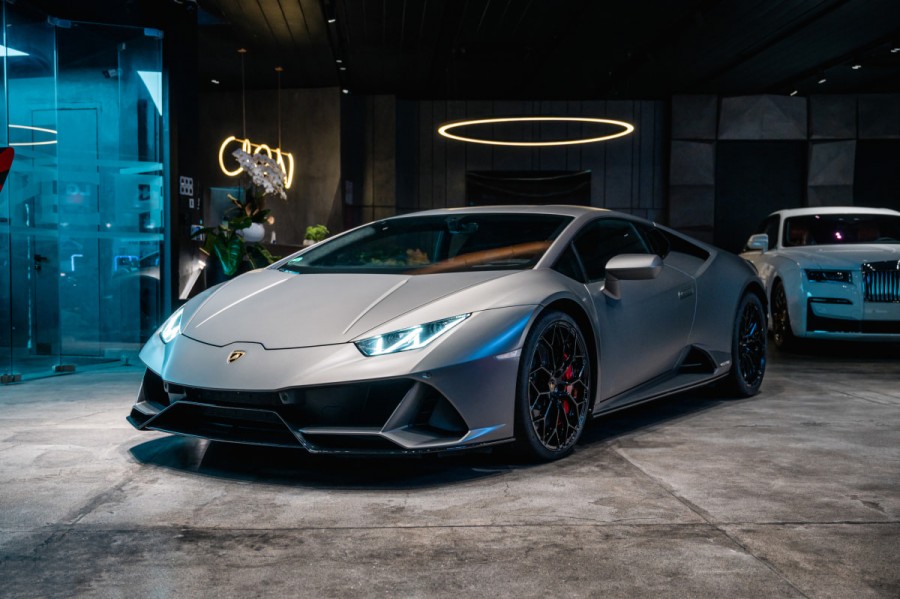 Cảm giác lái lamborghini huracan evo 