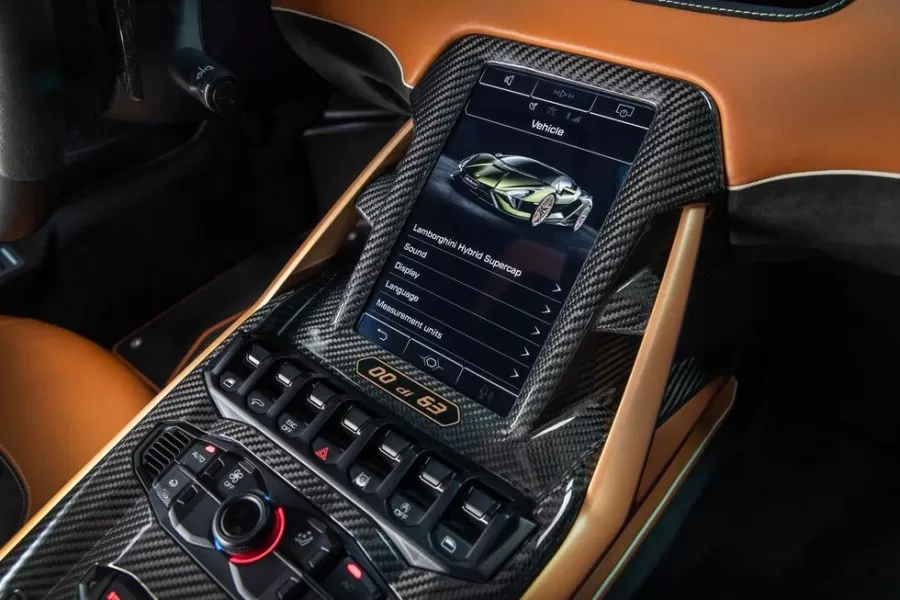 Trang bị tiện nghi giải trí lamborghini sian