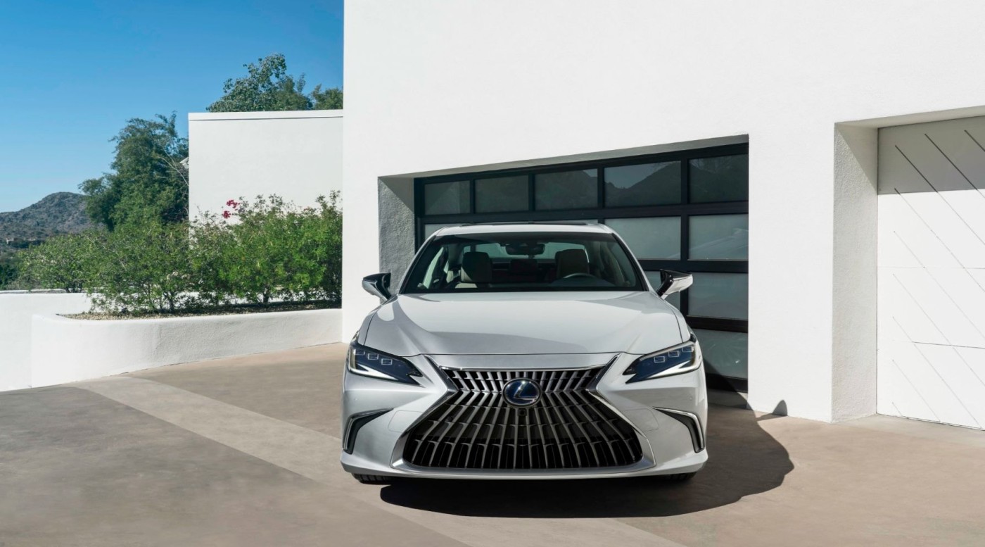 dau xe lexus es tinbanxe vn
