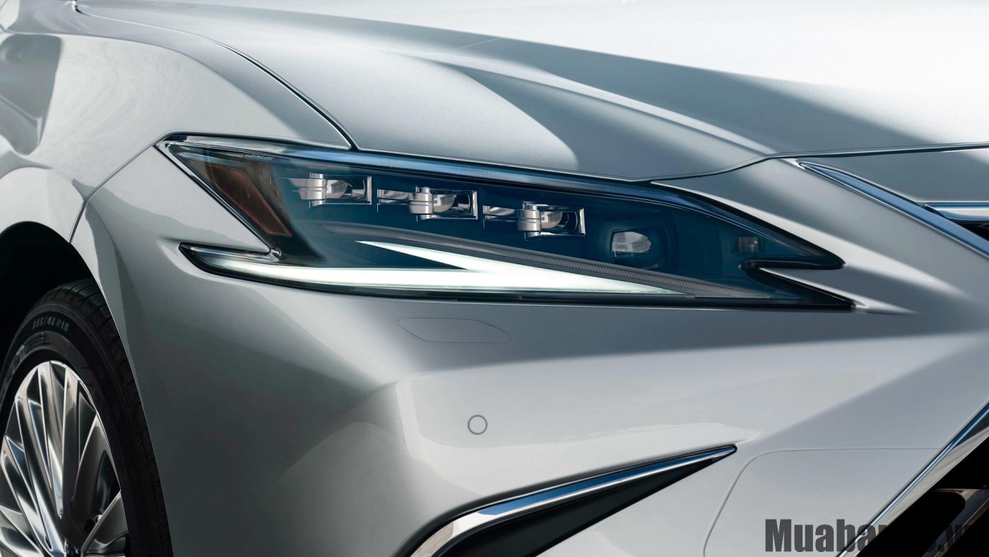 den xe lexus es