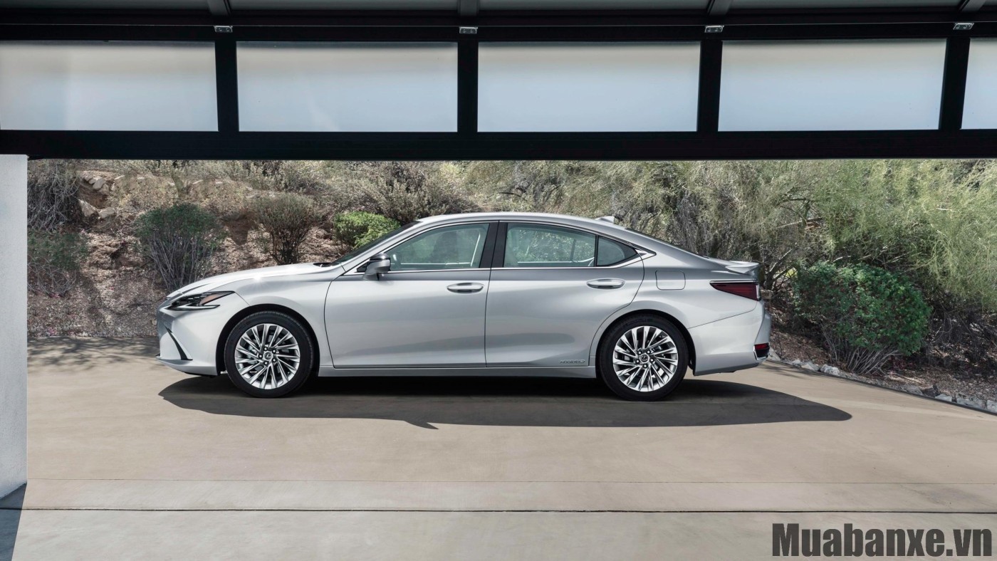 than xe lexus es