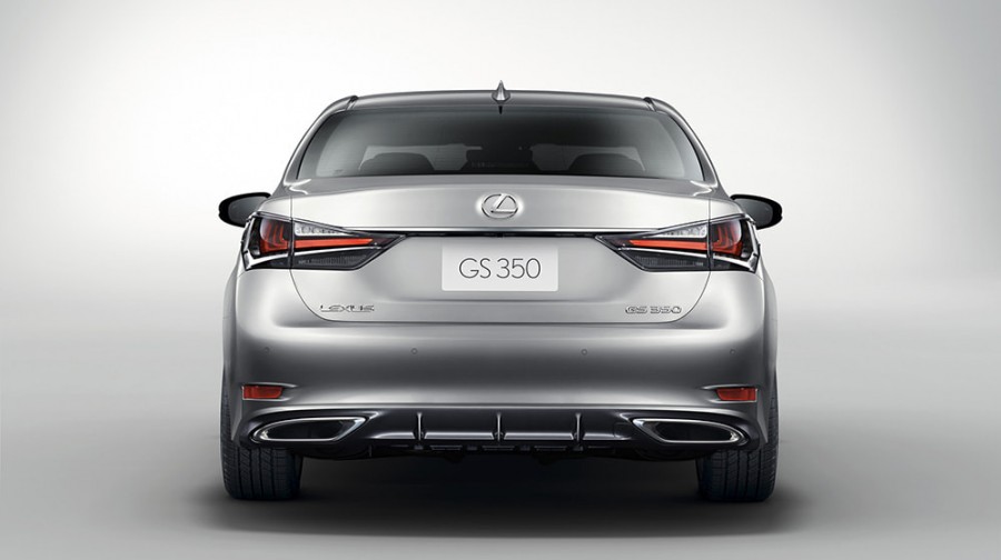 Thiết kế đuôi xe lexus gs350 