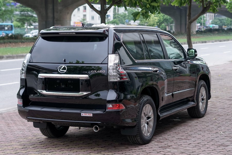 Thiết kế thân xe lexus gx 460 