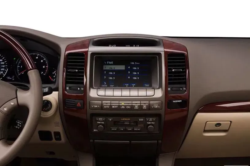 Trang bị tiện nghi giải trí lexus gx470