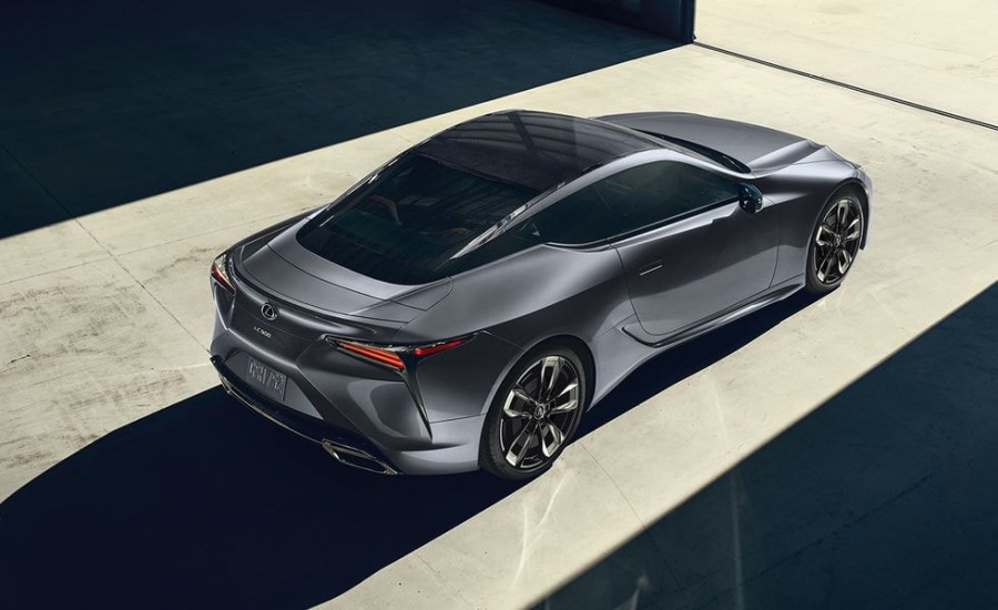 Thiết kế thân xe lexus lc500 