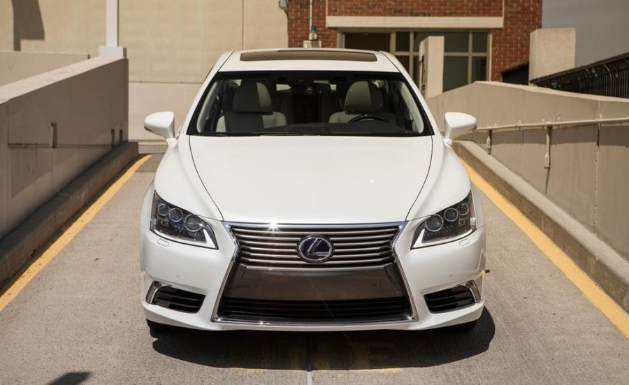 Thiết kế đầu xe lexus ls 600 