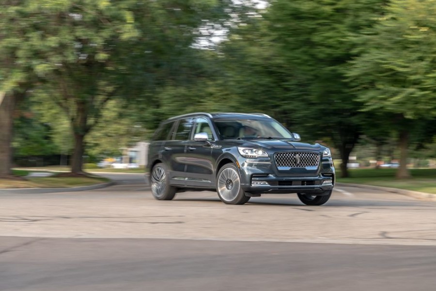 Thiết kế đầu xe lincoln aviator 